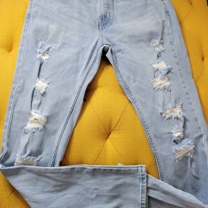 Bullhead skinny jeans with holes down the front